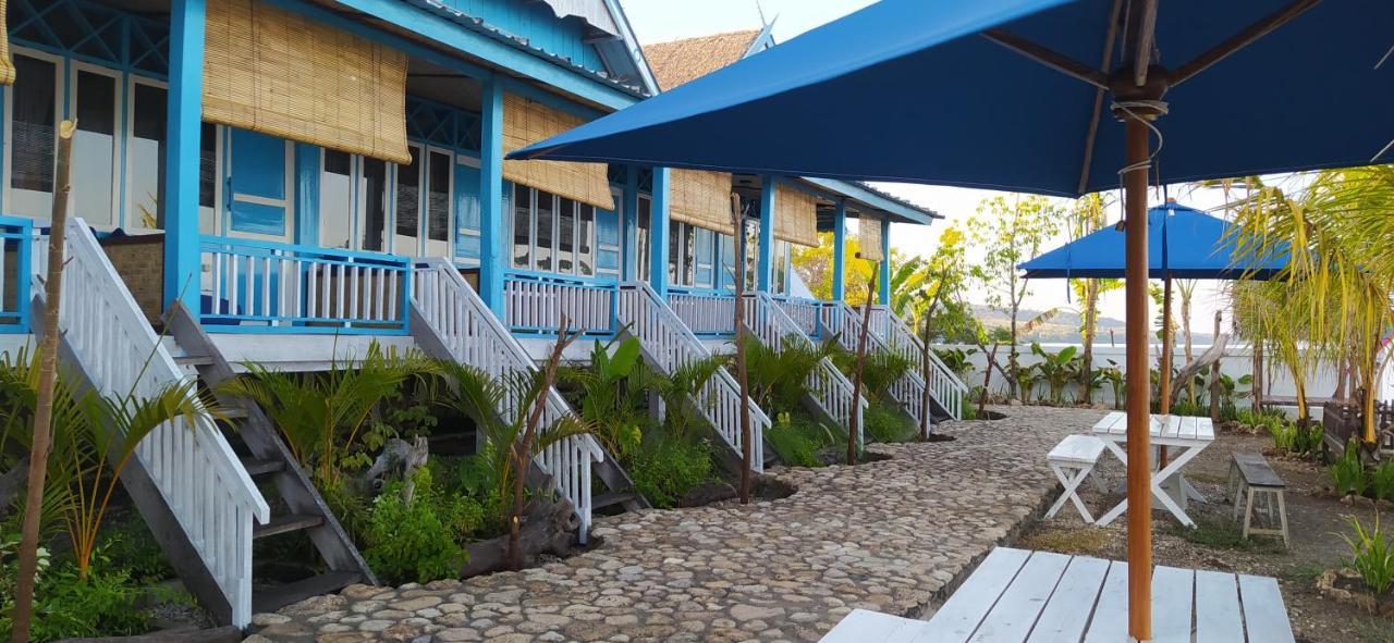 Moyo Island Resort Exterior photo