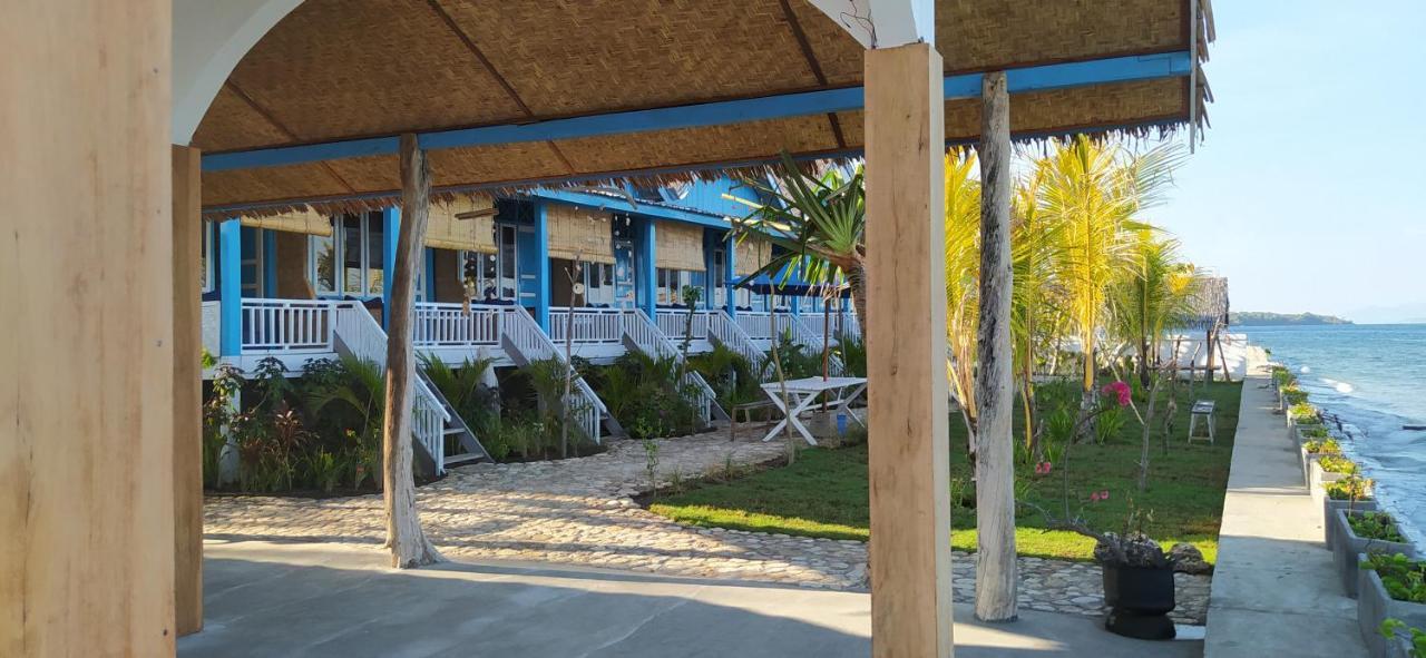 Moyo Island Resort Exterior photo