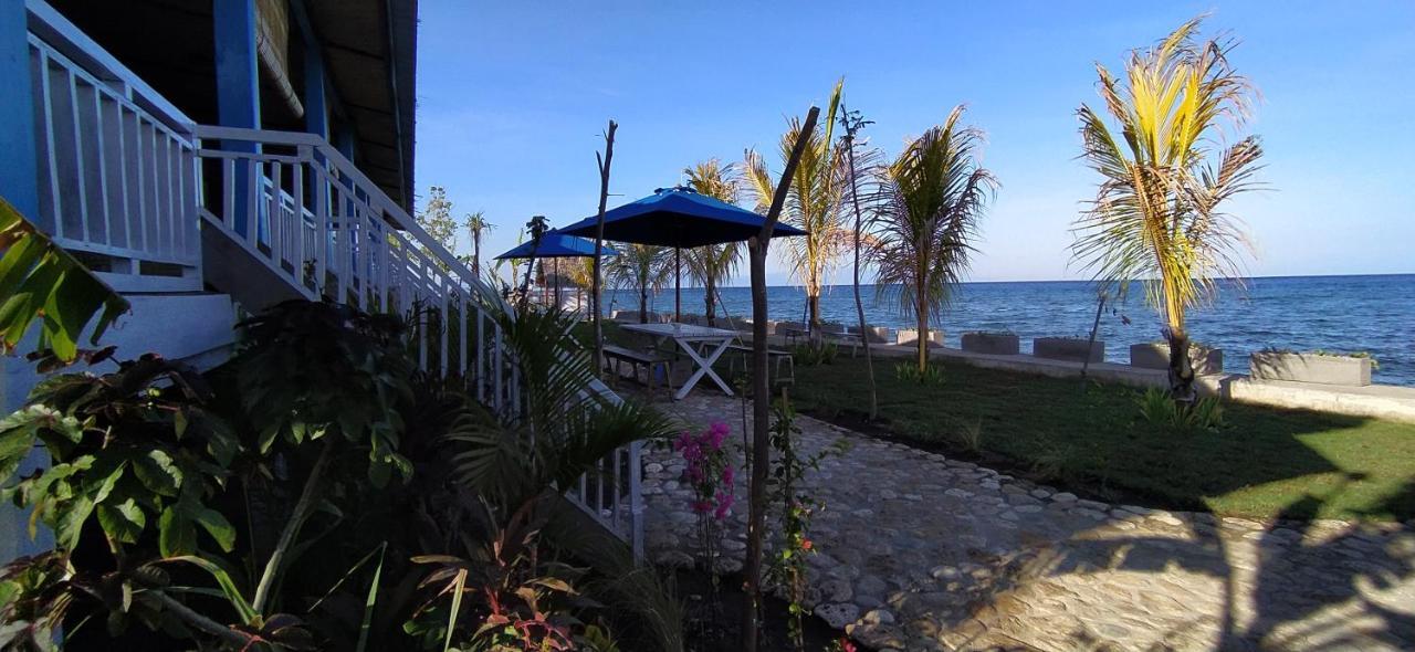 Moyo Island Resort Exterior photo