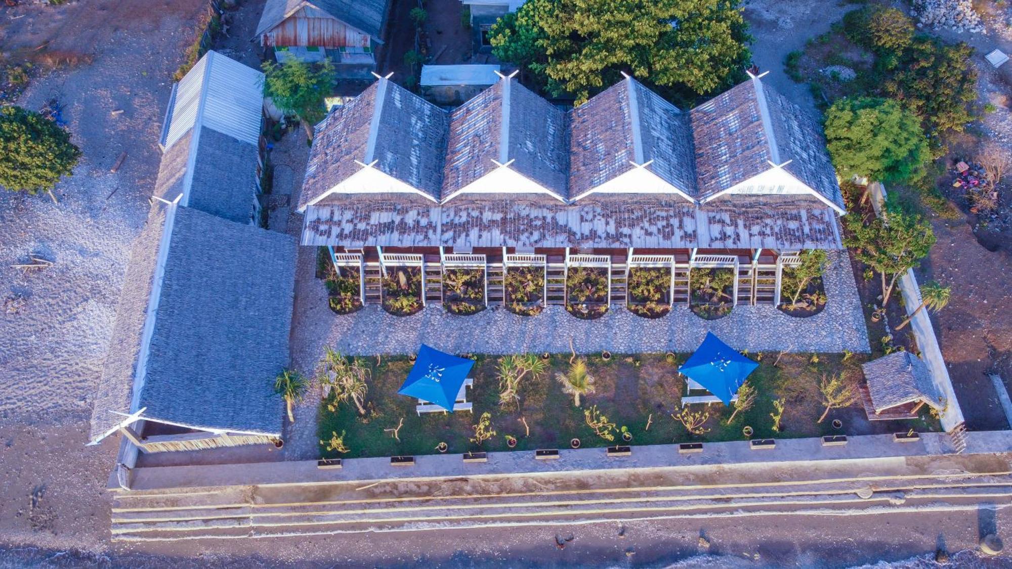 Moyo Island Resort Exterior photo